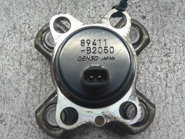 【中古】中古部品 タント LA600S リアハブ 【3310160100-000004308344471】
