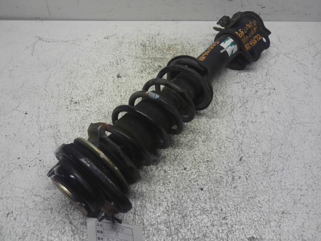 【中古】中古部品 ミニキャブ U61V 右フロントストラット 【3310160100-000004367250110】