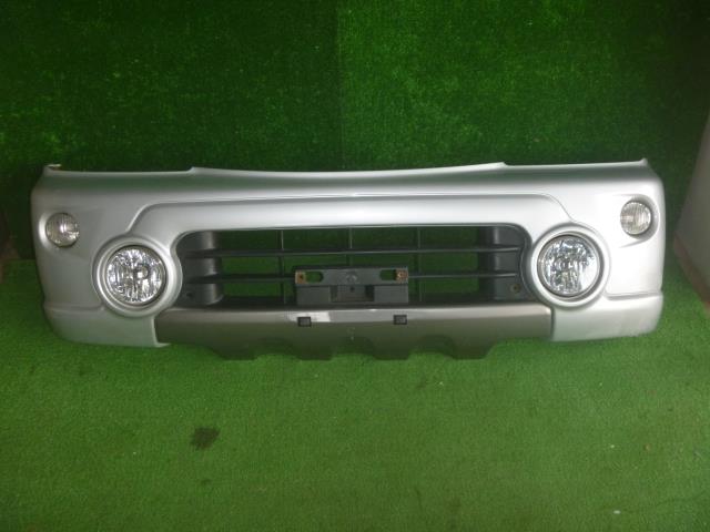【中古】中古部品 テリオスキッド J111G フロントバンパー 【3330370100-000243012310100】