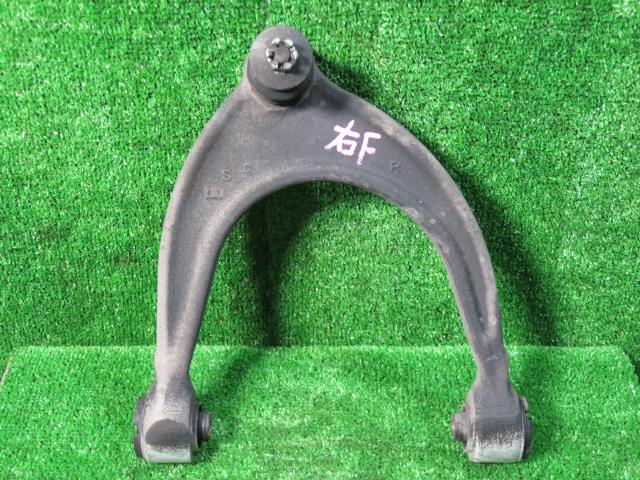 【中古】中古部品 レクサス GS GRL11 右フロントアッパアーム 【3330900100-000024027551730】