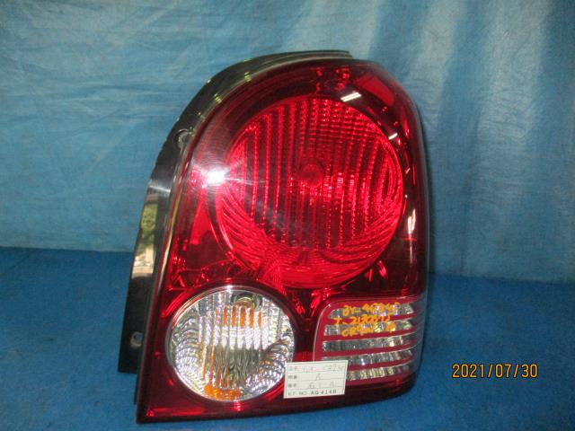 【中古】中古部品 ディオン CR9W 右テールランプ 【3310160100-001702112615500】
