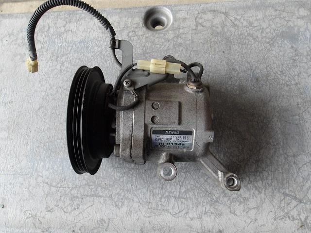 【中古】中古部品 ムーヴコンテ L575S A/Cコンプレッサー 【3340080100-240622000160700】