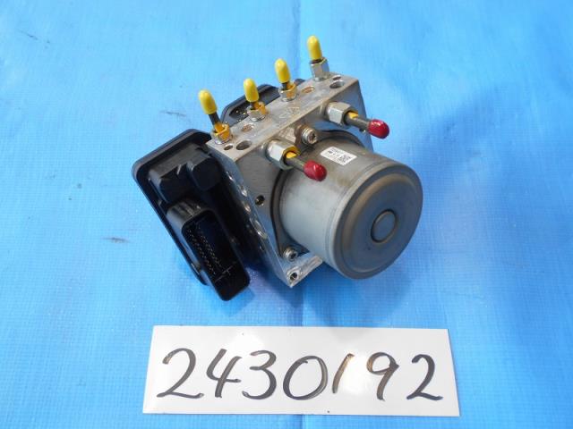 【中古】中古部品 リーフ ZE1 ABSアクチュエーター 【3310040100-000243019242500】