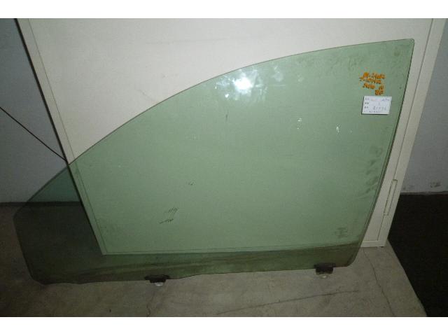 【中古】中古部品 ヴィッツ SCP10 左フロントドアガラス 【3310160100-000873429413230】