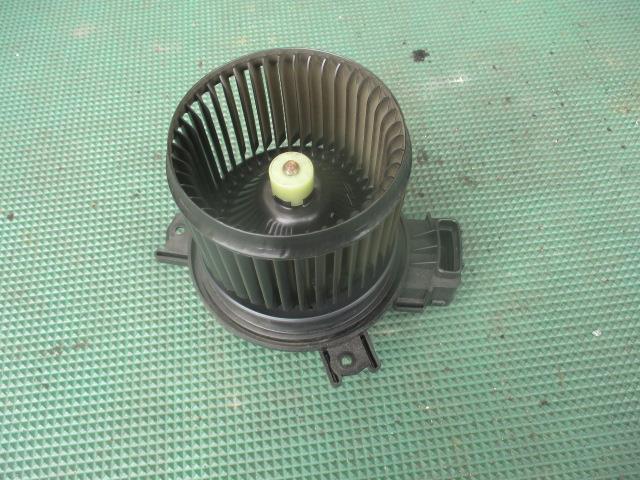 【中古】中古部品 ワゴンR MH55S ヒーターブロアモーター 【3310190100-000244002067900】