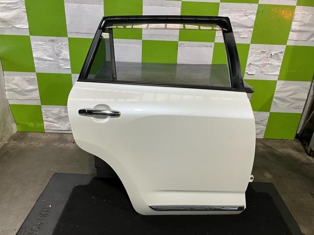 【中古】中古部品 ヴァンガード ACA38W 右リアドア 【3330530100-000005263213300】