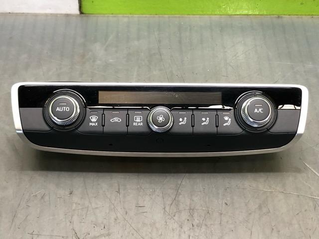 【中古】中古部品 アウディ A3 8VCPTL A/Cスイッチパネル 【3330530100-000005266460900】