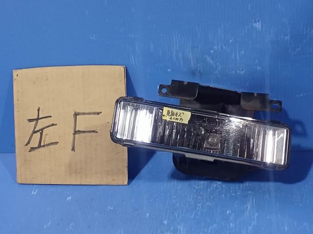 【中古】中古部品 キャデラック セビル AK34K 左フォグランプ 【3310050100-230301000110950】