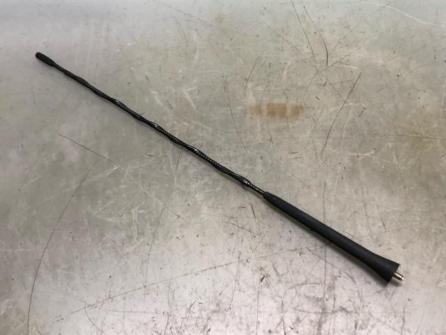 【中古】中古部品 BMW ミニ ZA16 アンテナ 【3330530100-000005268361000】