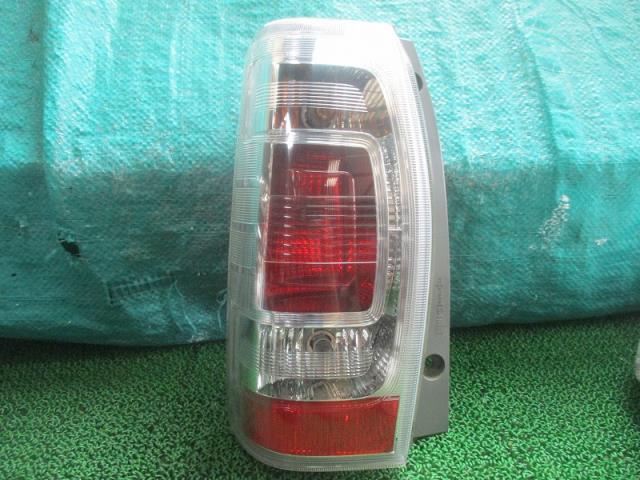 【中古】中古部品 タントエグゼ L455S 左テールランプ 【3500080000-240311000215600】