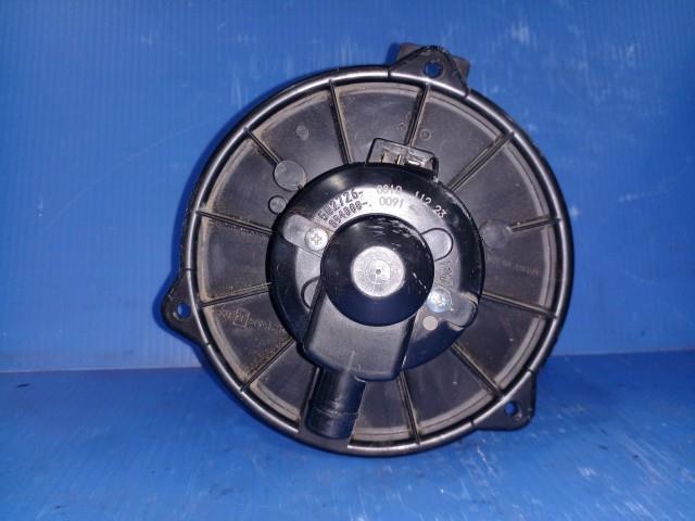 【中古】中古部品 サンバー TT2 ヒーターブロアモーター 【3310050100-240308000167900】