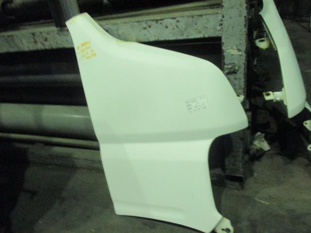 【中古】中古部品 バモスホビオ HJ2 右フロントフェンダー 【3310160100-001565305010600】