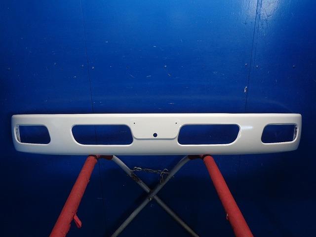 【中古】中古部品 キャンター FE83DEY フロントバンパー 【3310270100-000023227310100】