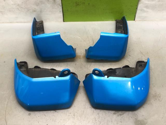 【中古】中古部品 フィット GP5 マッドガード(セット) 【3330530100-000005269717470】