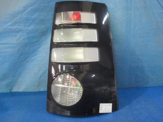【中古】中古部品 シエンタ NCP81G 右テールランプ 【3310160100-001452377515500】