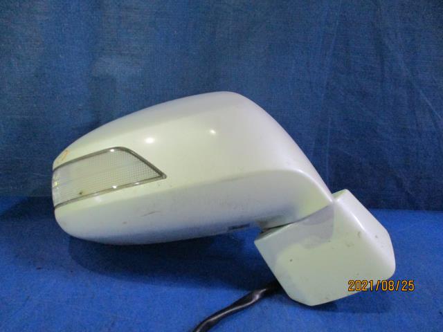 【中古】中古部品 ステップワゴン RG1 右サイドミラー 【3310160100-001705580913500】