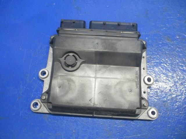 【中古】中古部品 iQ KGJ10 エンジンコンピューター 【3310270100-000014282763100】