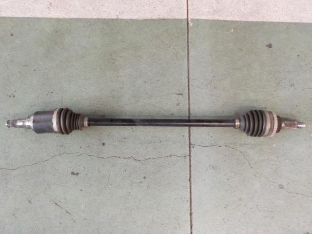【中古】中古部品 ミニキャブ DS17V 右フロントドライブシャフト 【3260200000-240702000242100】