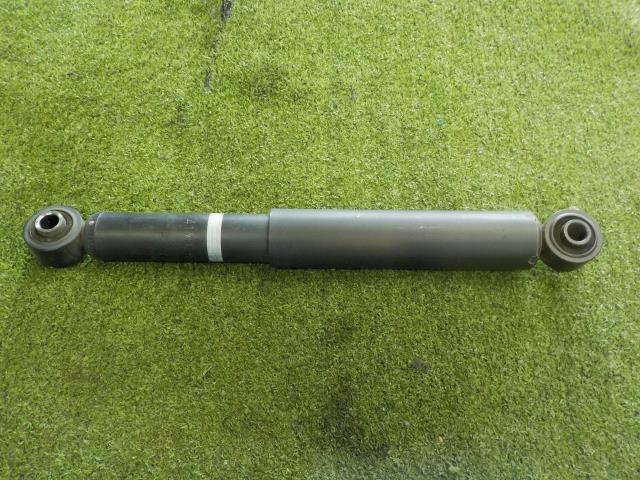 【中古】中古部品 ミニキャブ DS17V 右リアショックアブソーバー 【3260200000-240702000250700】