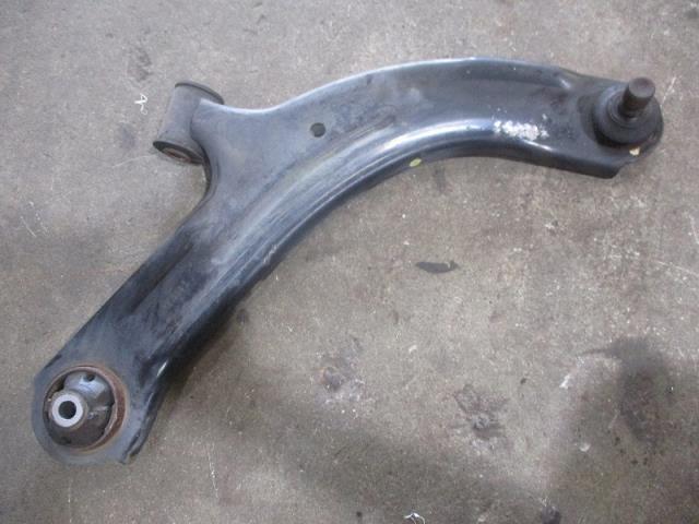 【中古】中古部品 キューブ Z12 右フロントロアアーム 【3500080000-240314001051720】