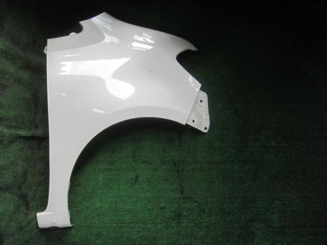 【中古】中古部品 タントエグゼ L455S 右フロントフェンダー 【3340240100-202400006010600】