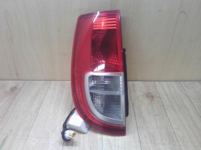 【中古】中古部品 モコ MG22S 左テールランプ 【3310390100-240712001715600】