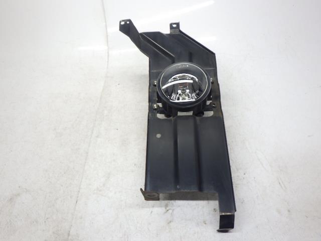 【中古】中古部品 アルト HA24S 左フォグランプ 【3330990500-240718000110950】