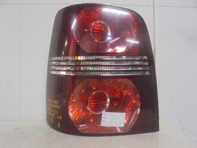 【中古】中古部品 VW ゴルフトゥーラン 1TBMY 左テールランプ 【3310160100-001281201415600】