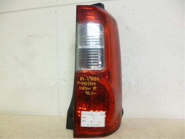 【中古】中古部品 eKクラッシィ H81W 右テールランプ 【3310160100-001113701915500】