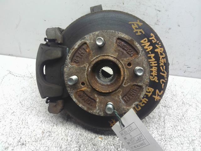 【中古】中古部品 ワゴンR MH44S 左フロントナックルハブ 【3310160100-000004371844340】
