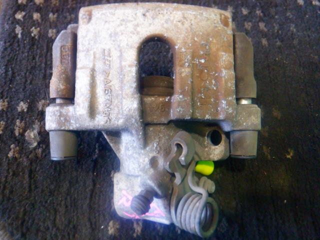 【中古】中古部品 ビアンテ CCEFW 左リアキャリパー 【3340140100-000024178344460】