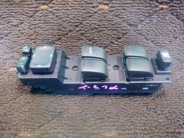 【中古】中古部品 プレマシー CWFFW パワーウインドウスイッチ 【3340140100-000024173461900】