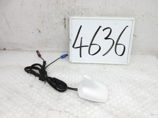 【中古】中古部品 アウディ A5 8TCDNL アンテナ 【3500170000-240722501561000】