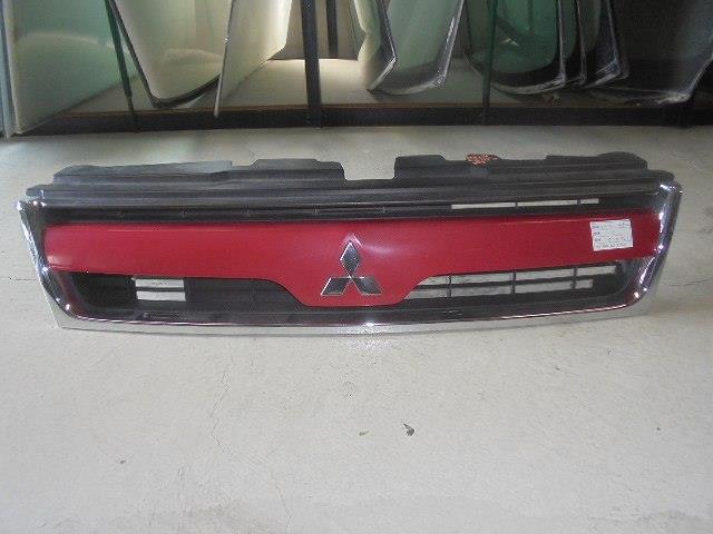 【中古】中古部品 eKワゴン H82W ラジエータグリル 【3310160100-001291560510400】