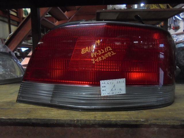 【中古】中古部品 ギャラン EA1A 右テールランプ 【3310160100-001218754815500】