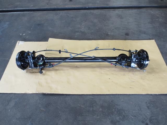 【中古】中古部品 パレット MK21S リアアクスルビーム 【3330460100-000001582953500】
