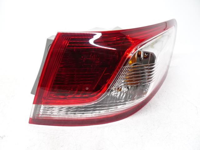 【中古】中古部品 オデッセイ RB3 右テールランプ 【3330990500-240726000115500】