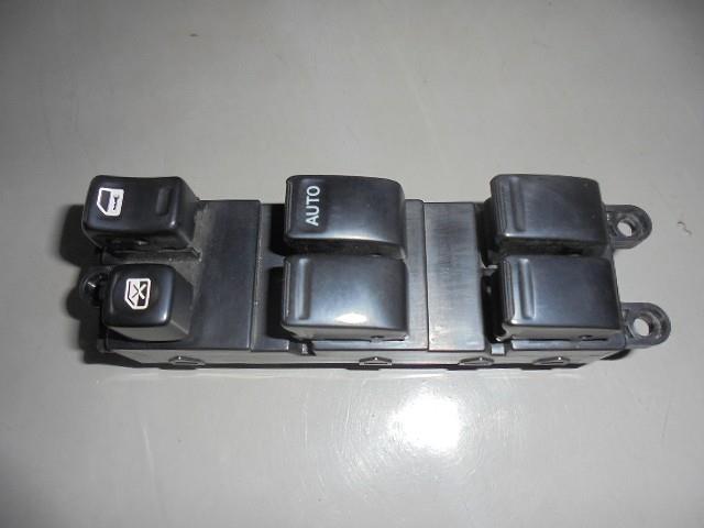 【中古】中古部品 キューブ AZ10 パワーウインドウスイッチ 【3310160100-001197213561900】