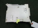 【中古】中古部品 ヴォクシー ZRR70G ヒューズボックス 【3310300100-240613000167801】