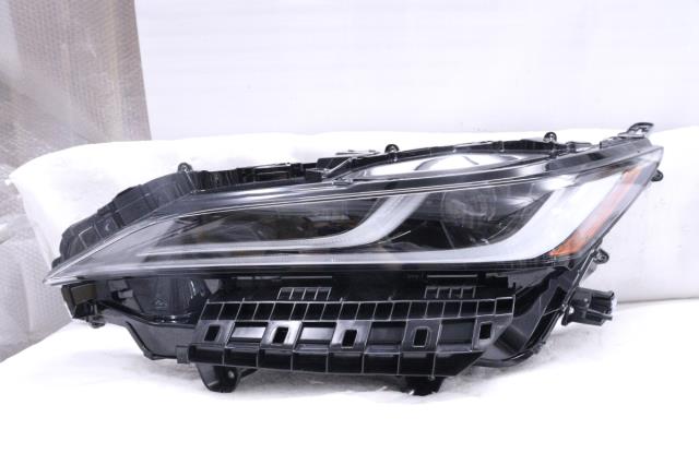 【中古】中古部品 ハリアー MXUA80 左ヘッドランプ 【3260520000-240729500310900】