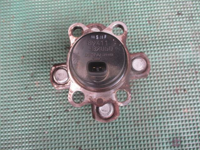 【中古】中古部品 タント LA600S リアハブ 【3310190100-000244005144470】