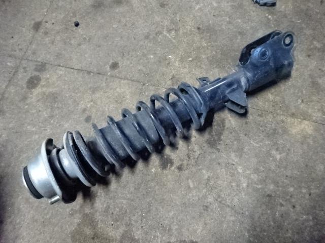 【中古】中古部品 ステラ RN1 左フロントストラット 【3310410000-000243028650210】