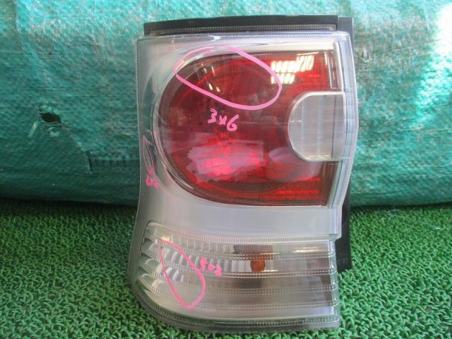 Tail Lamp - 【中古】中古部品 タント L375S 左テールランプ 【3500080000-240326000315600】