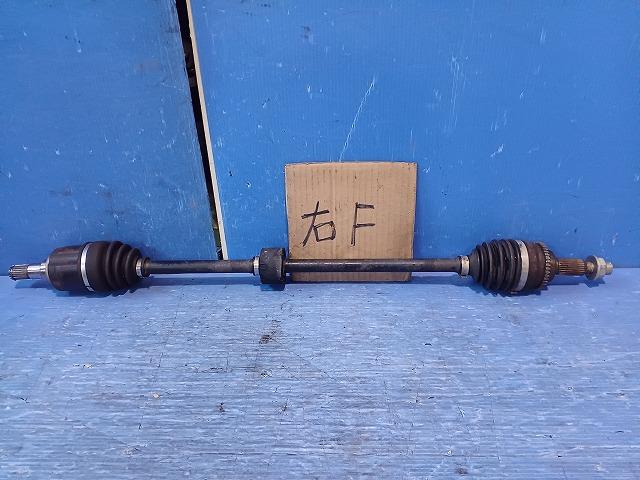 【中古】中古部品 ソリオ MA15S 右フロントドライブシャフト 【3310050100-240530000242100】