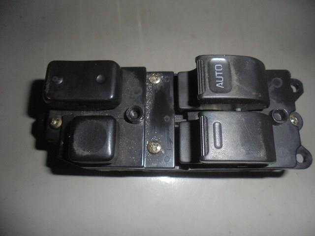 【中古】中古部品 タウンエース CR22G パワーウインドウスイッチ 【3310160100-001291127761900】