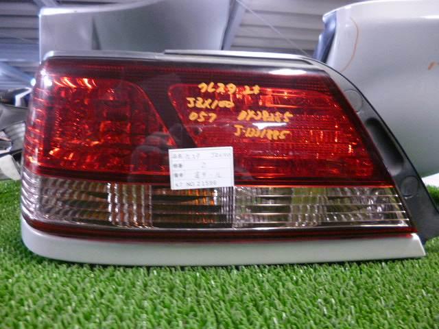 【中古】中古部品 クレスタ JZX100 左テールランプ 【3310160100-001052598115600】