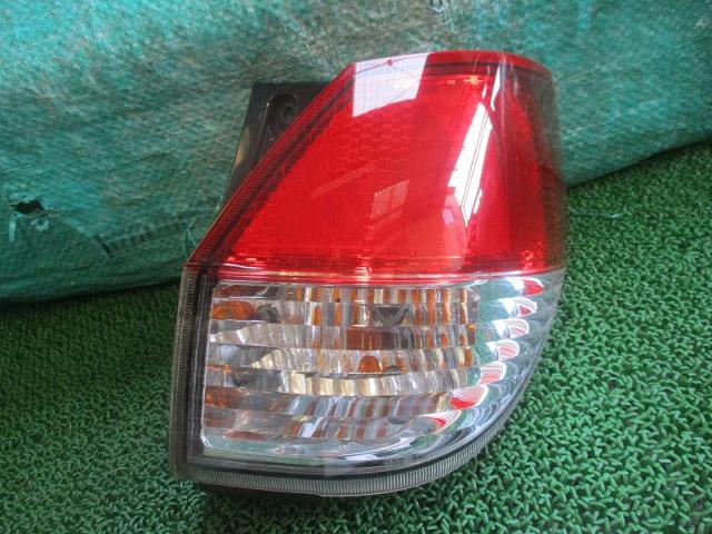 【中古】中古部品 ソリオ MA15S 右テールランプ 【3500080000-240327002815500】