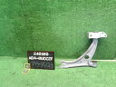 【中古】中古部品 アウディ Q3 8UCCZF 右フロントロアアーム 【3330990200-000024038051720】