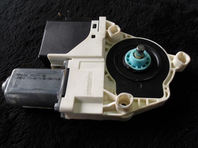 ����š�������� VW �ݥ� 9NBTS ���ե���ȥɥ��쥮��졼�����⡼���� ��3340220100-000225008713220��