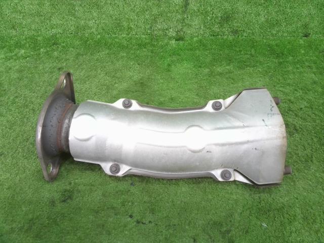 【中古】中古部品 デリカD5 CV5W フロントエキゾーストパイプ 【3330990100-240724000122200】